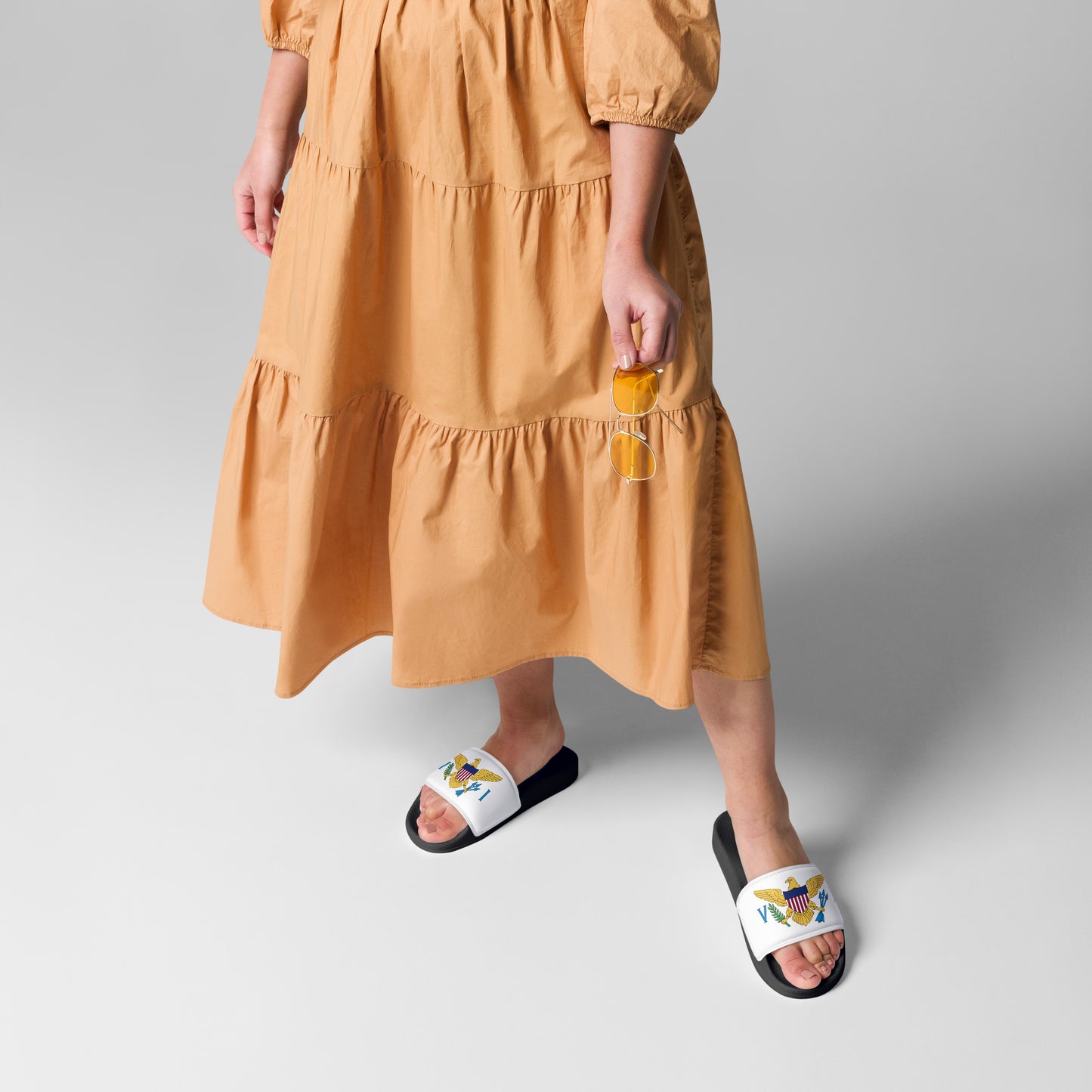 VI Women's slides